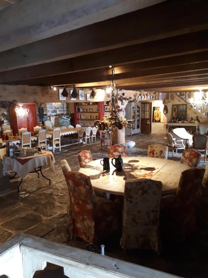 Le Francillon Bed & Breakfast เลส์ เอสตาเบลอส์ ภายนอก รูปภาพ